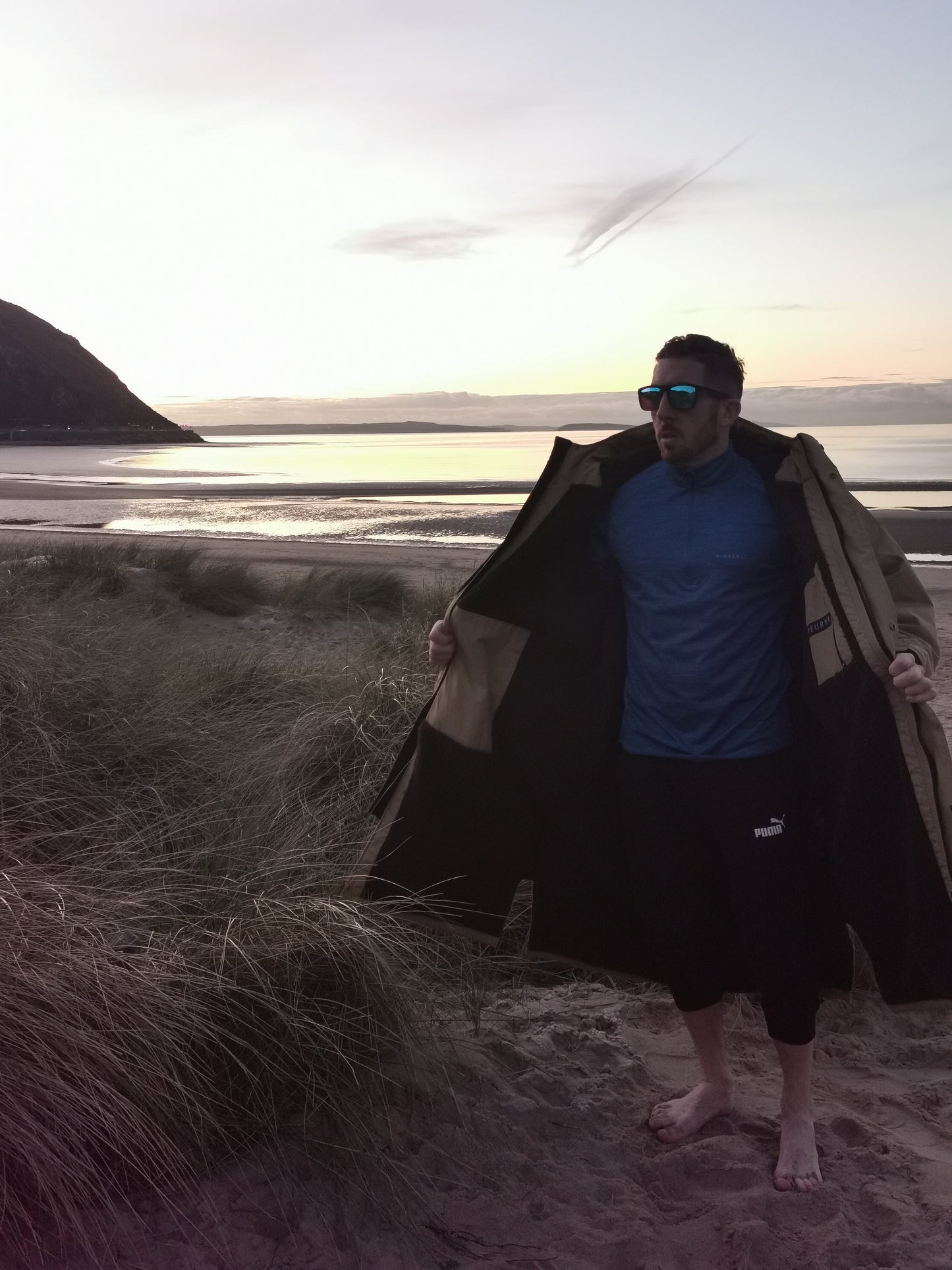 ActivRobe - A Change Robe for your water sports and outdoor activities - Sand