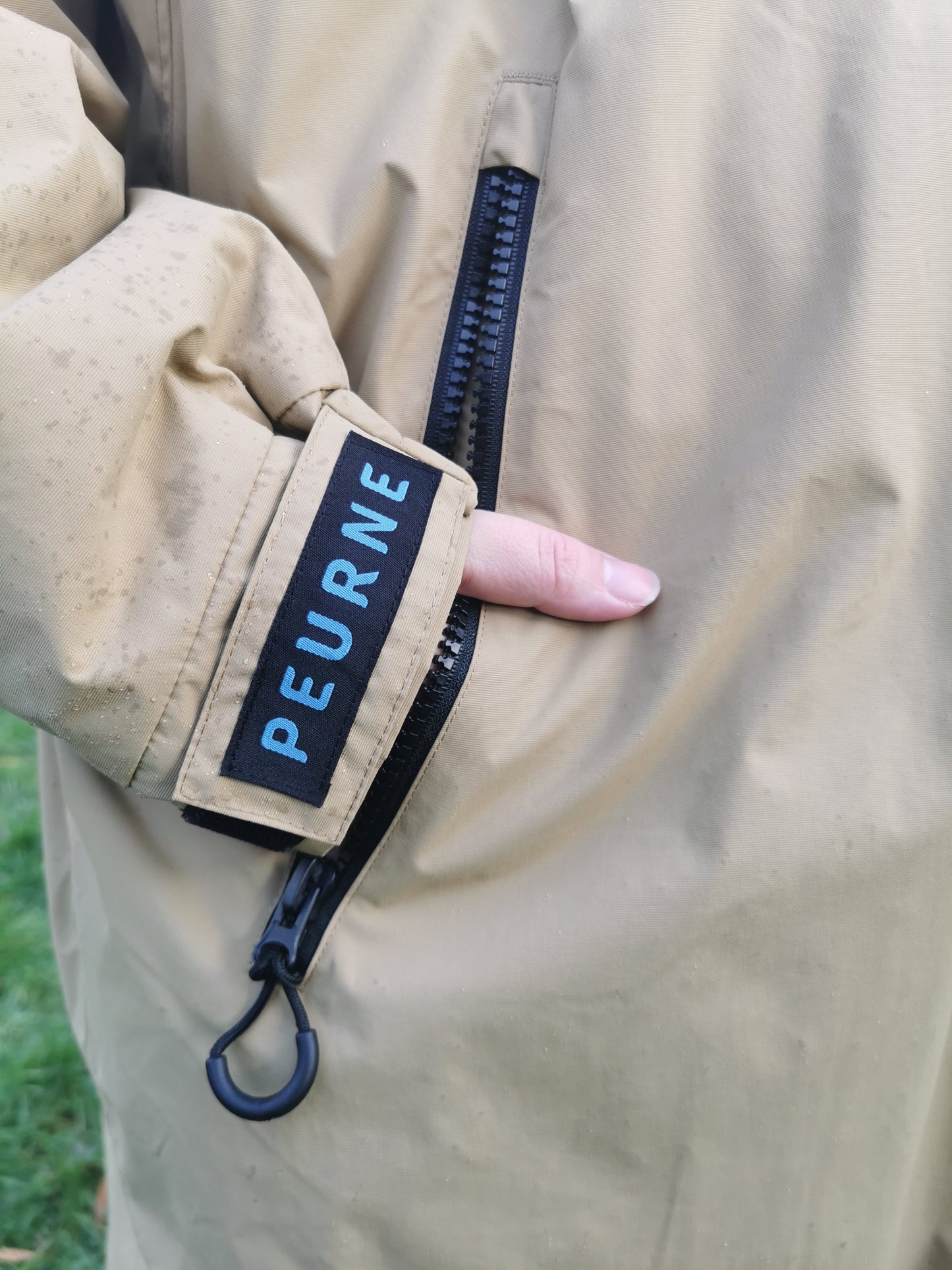 ActivRobe - A Change Robe for your water sports and outdoor activities - Sand